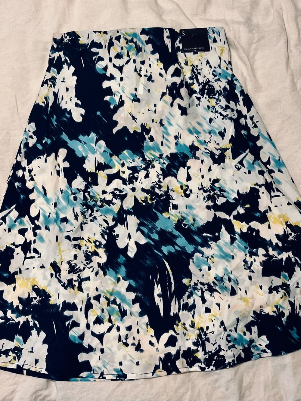 Banana Republic Navy, White & Aqua Abstract A-Line Skirt